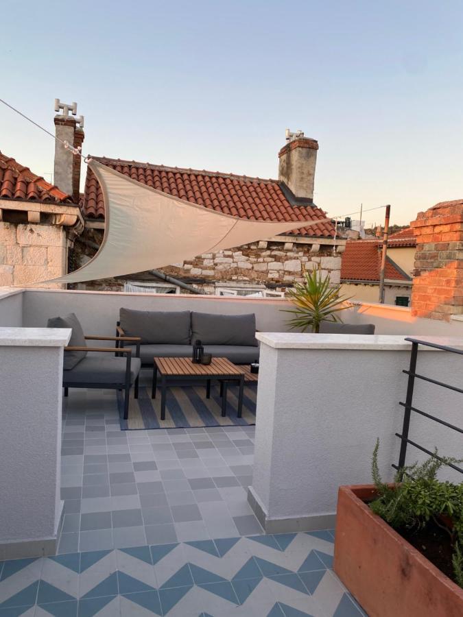 Ancient & Modern Apartment Sibenik Ngoại thất bức ảnh